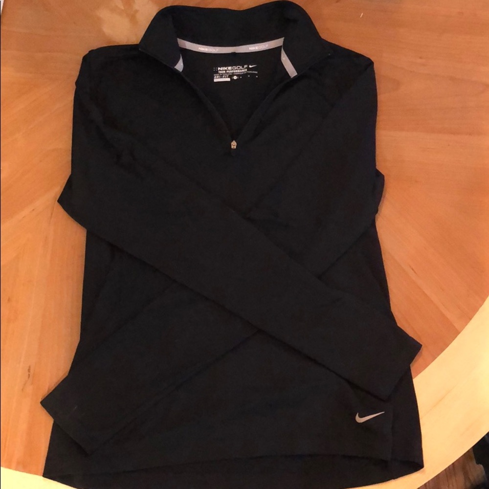 Nike Golf Women’s Dri-Fit pullover size medium